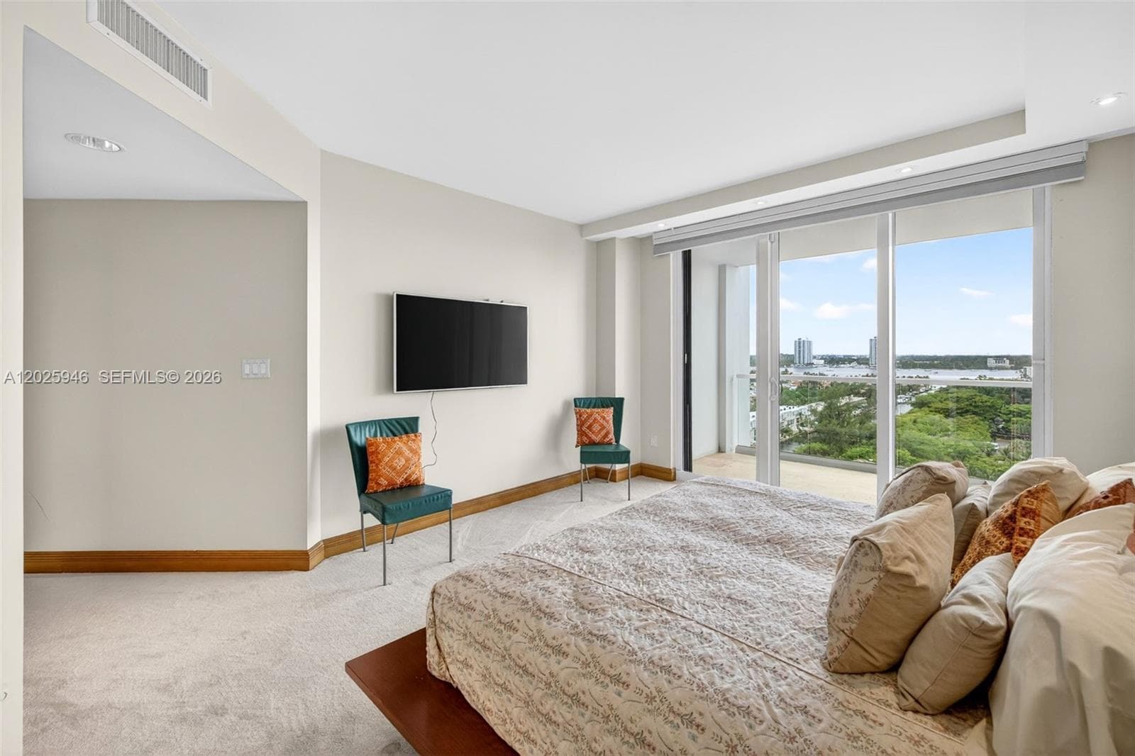 2600 Island Blvd # 1202, Aventura FL 33160 — 36