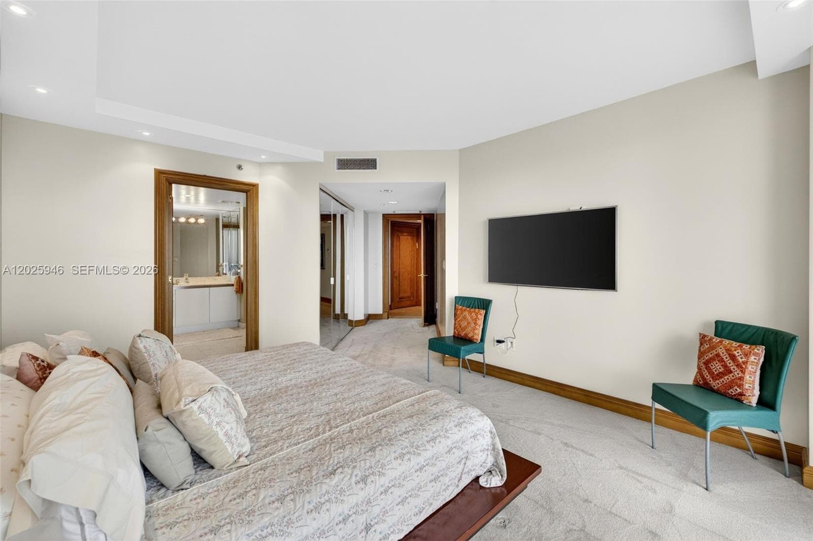 2600 Island Blvd # 1202, Aventura FL 33160 — 39