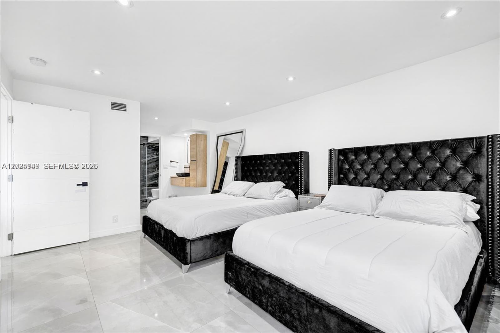 100 Bayview Dr # 503, Sunny Isles Beach FL 33160 — 2
