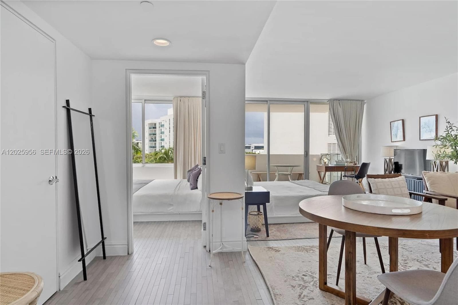1100 West Ave # 427, Miami Beach FL 33139 — 2