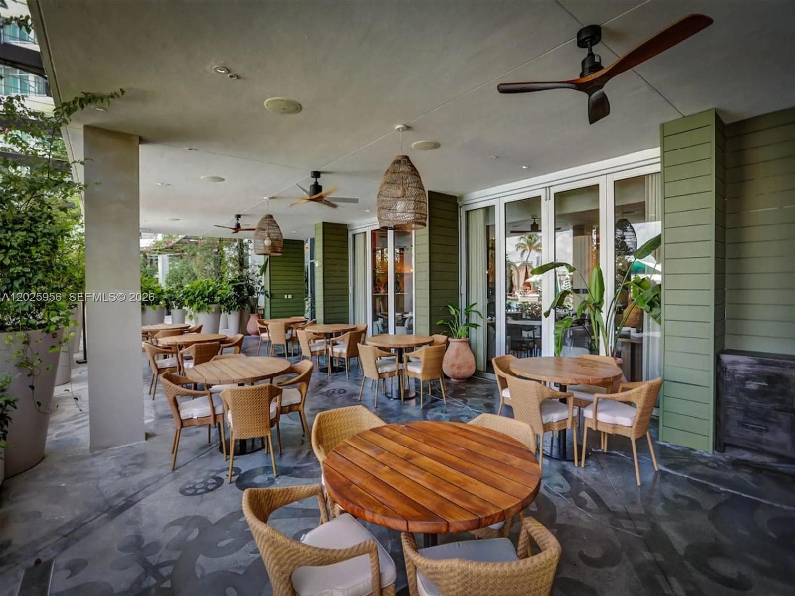1100 West Ave # 427, Miami Beach FL 33139 — 16
