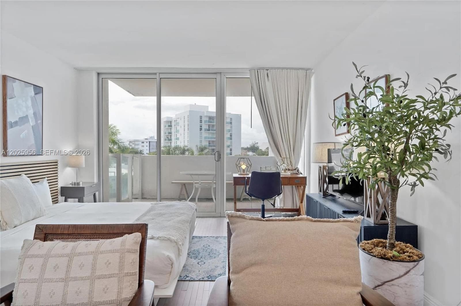 1100 West Ave # 427, Miami Beach FL 33139 — 7
