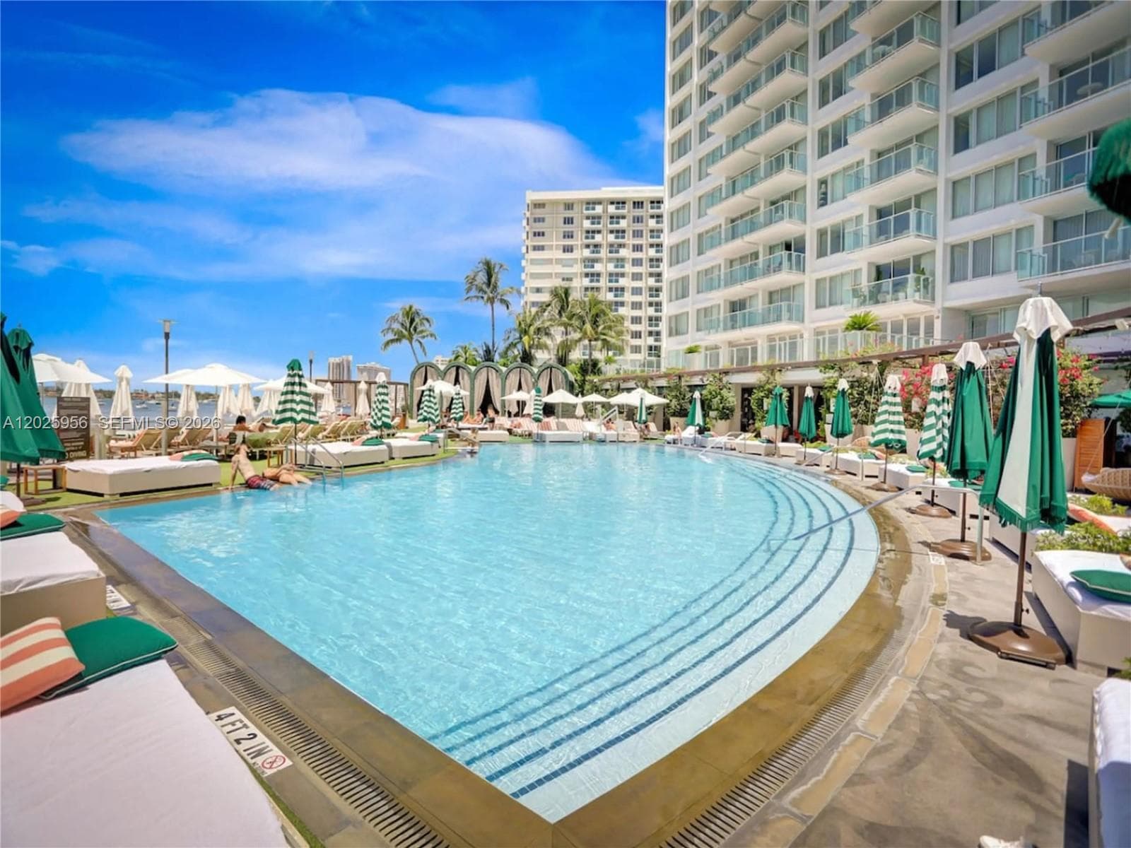1100 West Ave # 427, Miami Beach FL 33139 — 14
