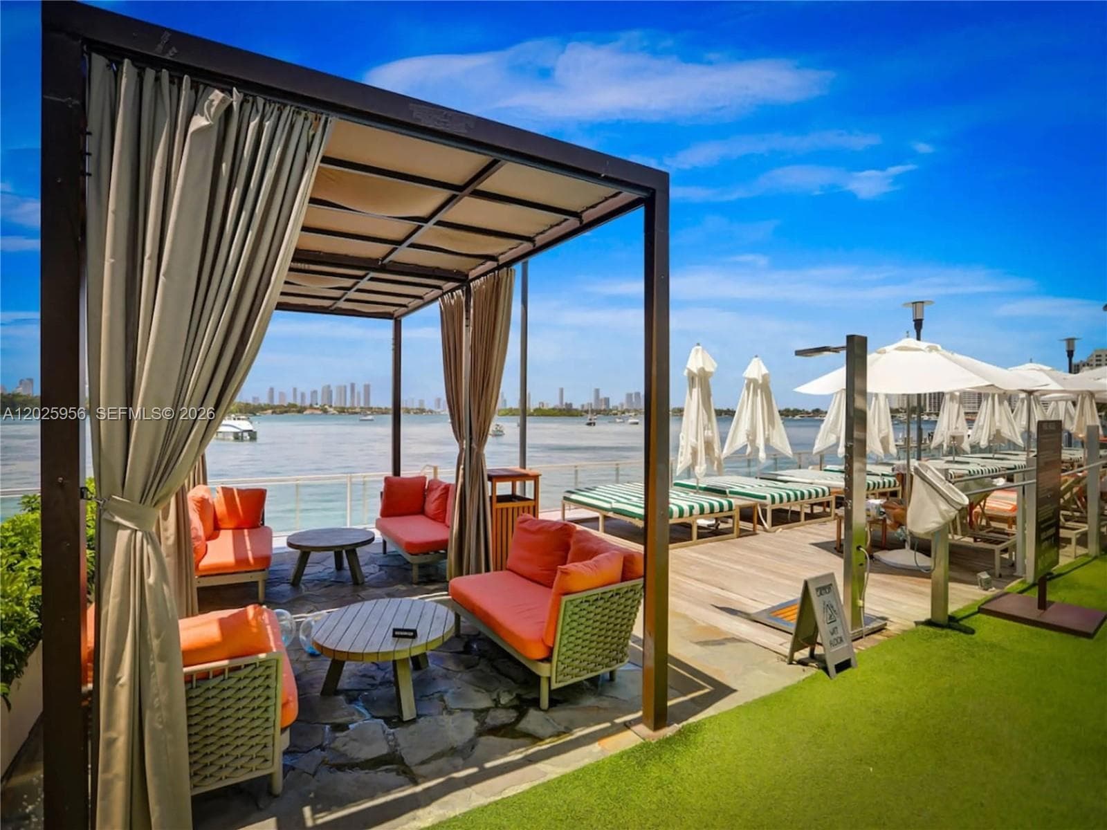1100 West Ave # 427, Miami Beach FL 33139 — 19