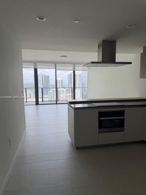 1000 Brickell Plz # 2104, Miami FL 33131 — 3