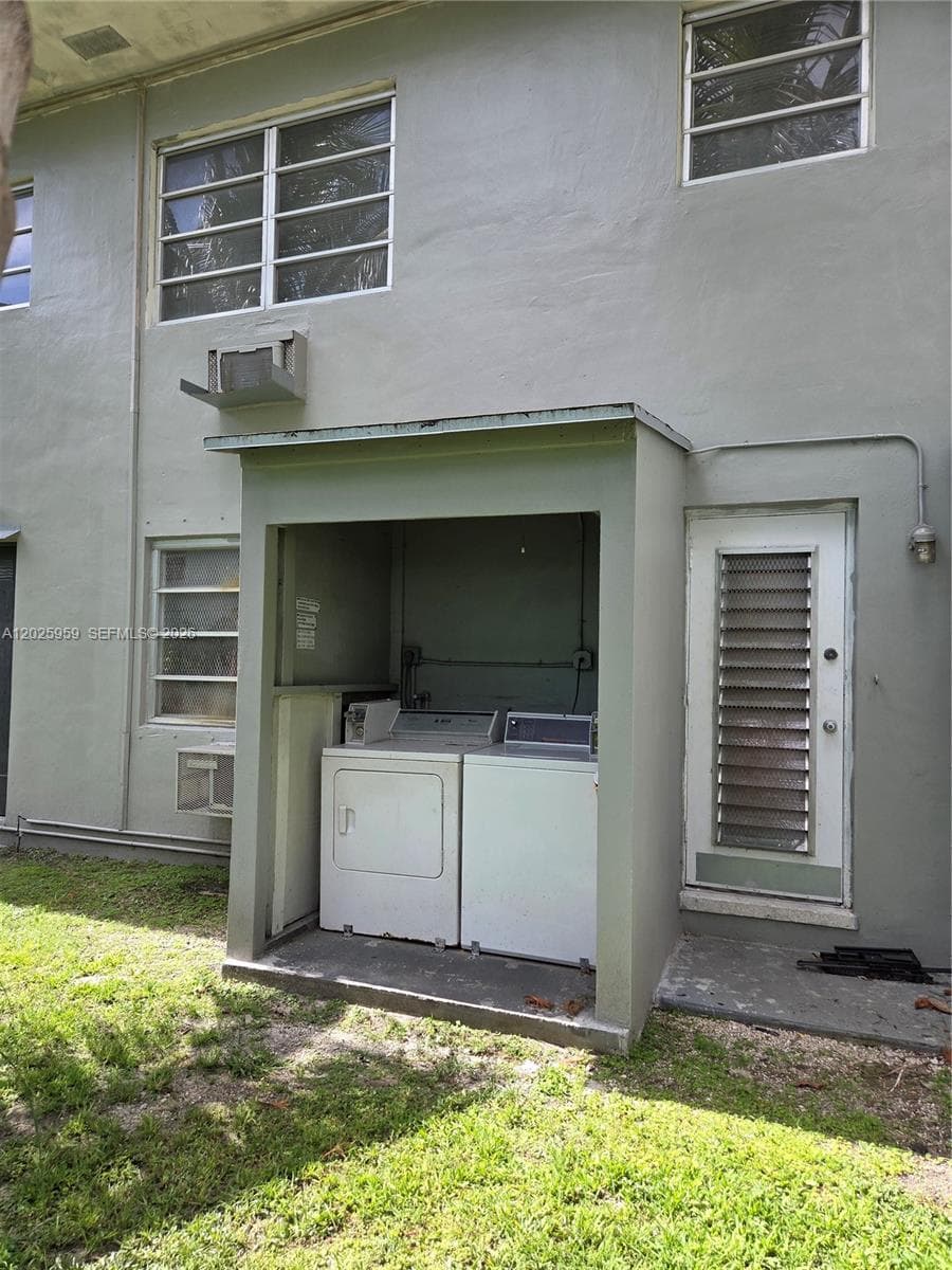 511 NE 82nd Ter, Miami FL 33138 — 5