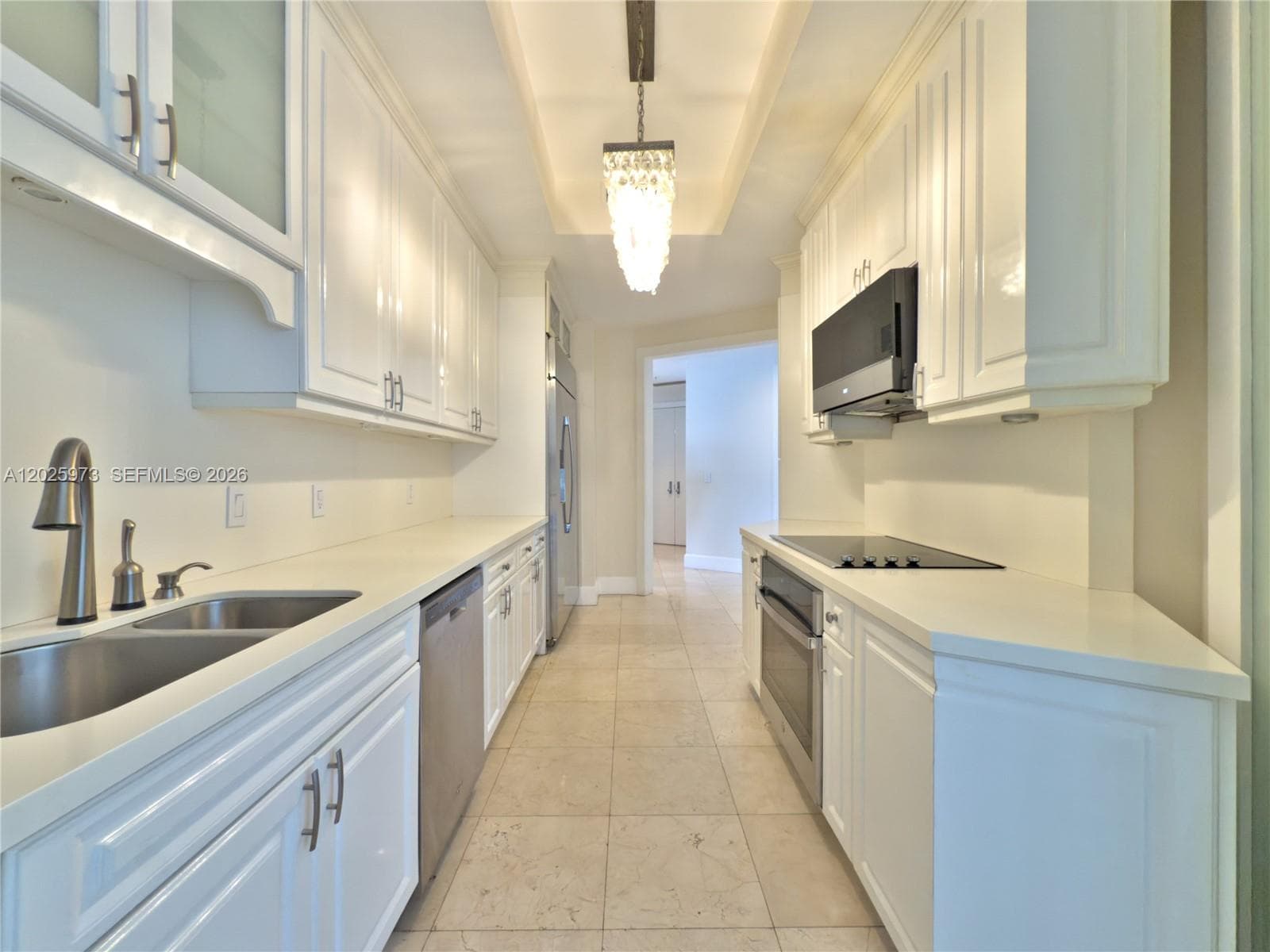 848 Brickell Key Dr # 306, Miami FL 33131 — 25