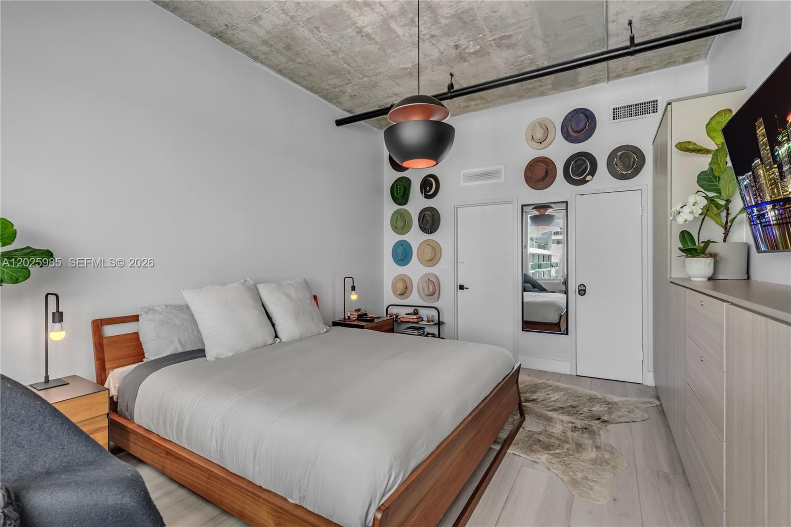 1000 West Ave, Miami Beach FL 33139 — 12