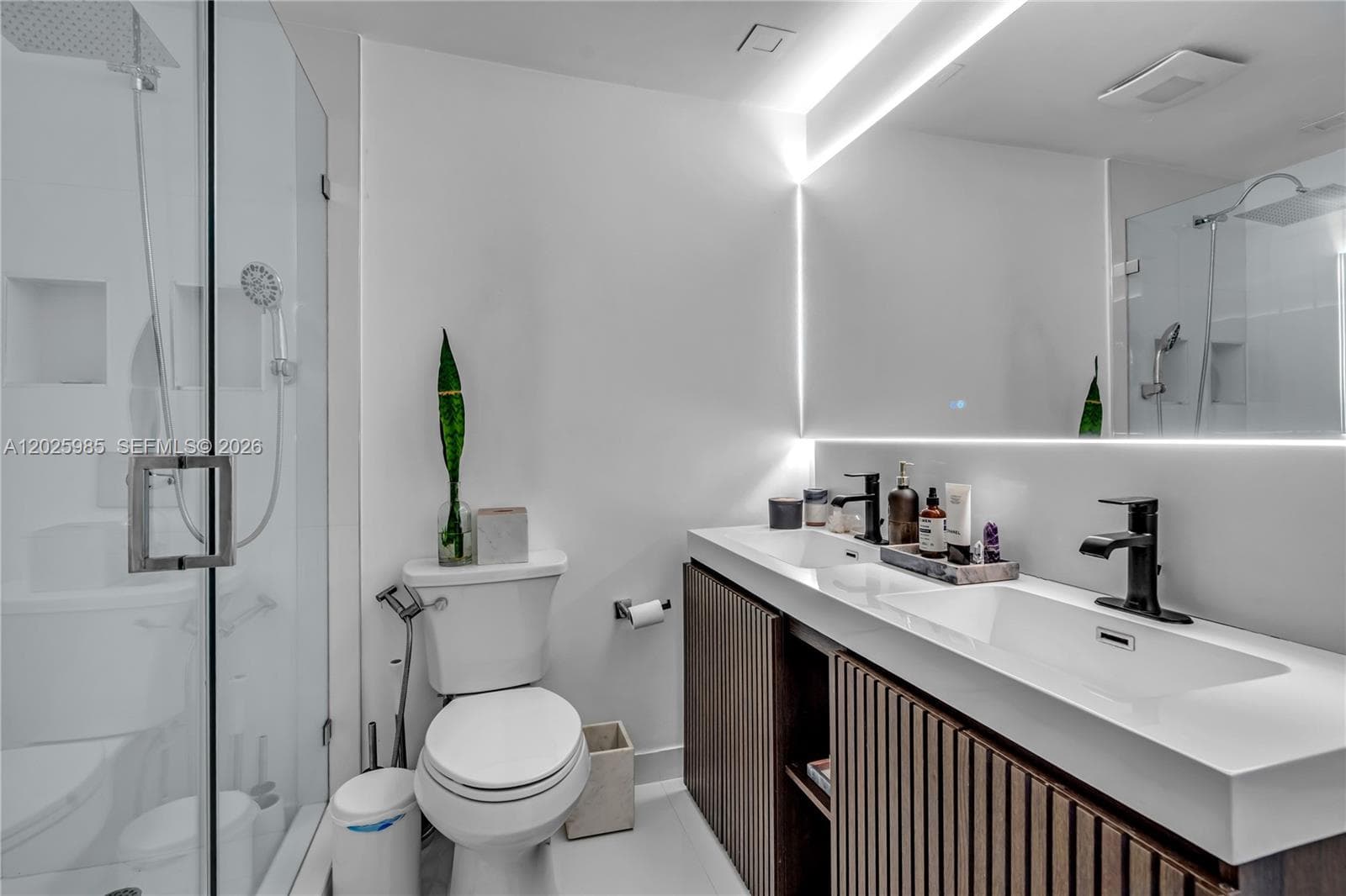 1000 West Ave, Miami Beach FL 33139 — 15