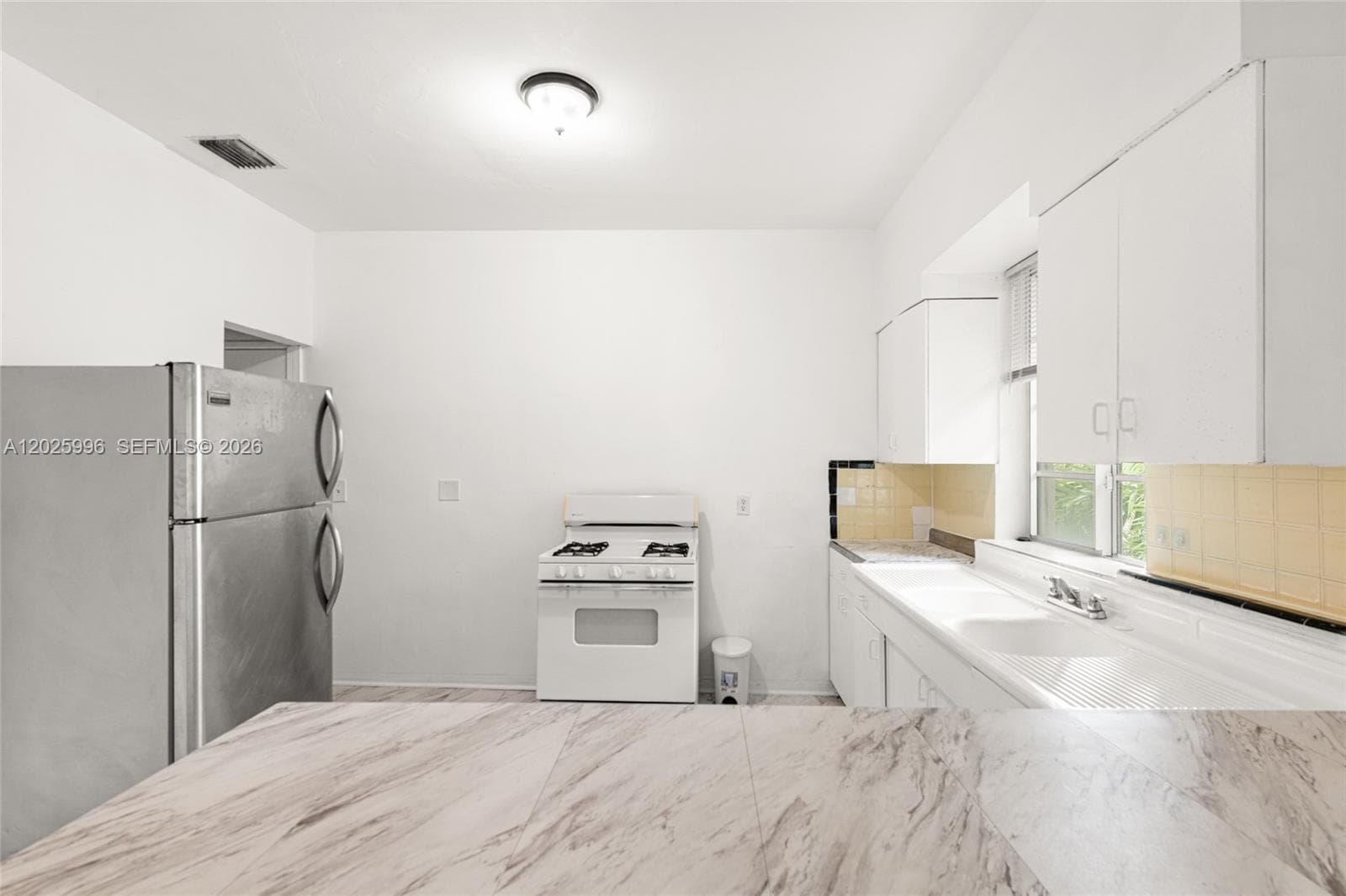 1460 E West Ave, Miami Beach FL 33139 — 39