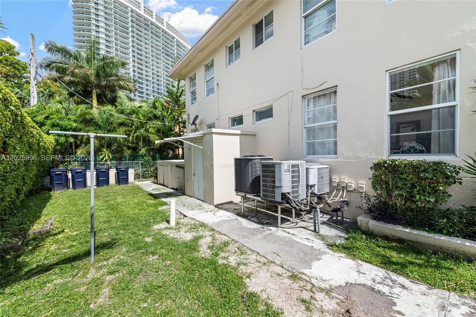 1460 E West Ave, Miami Beach FL 33139 — 29
