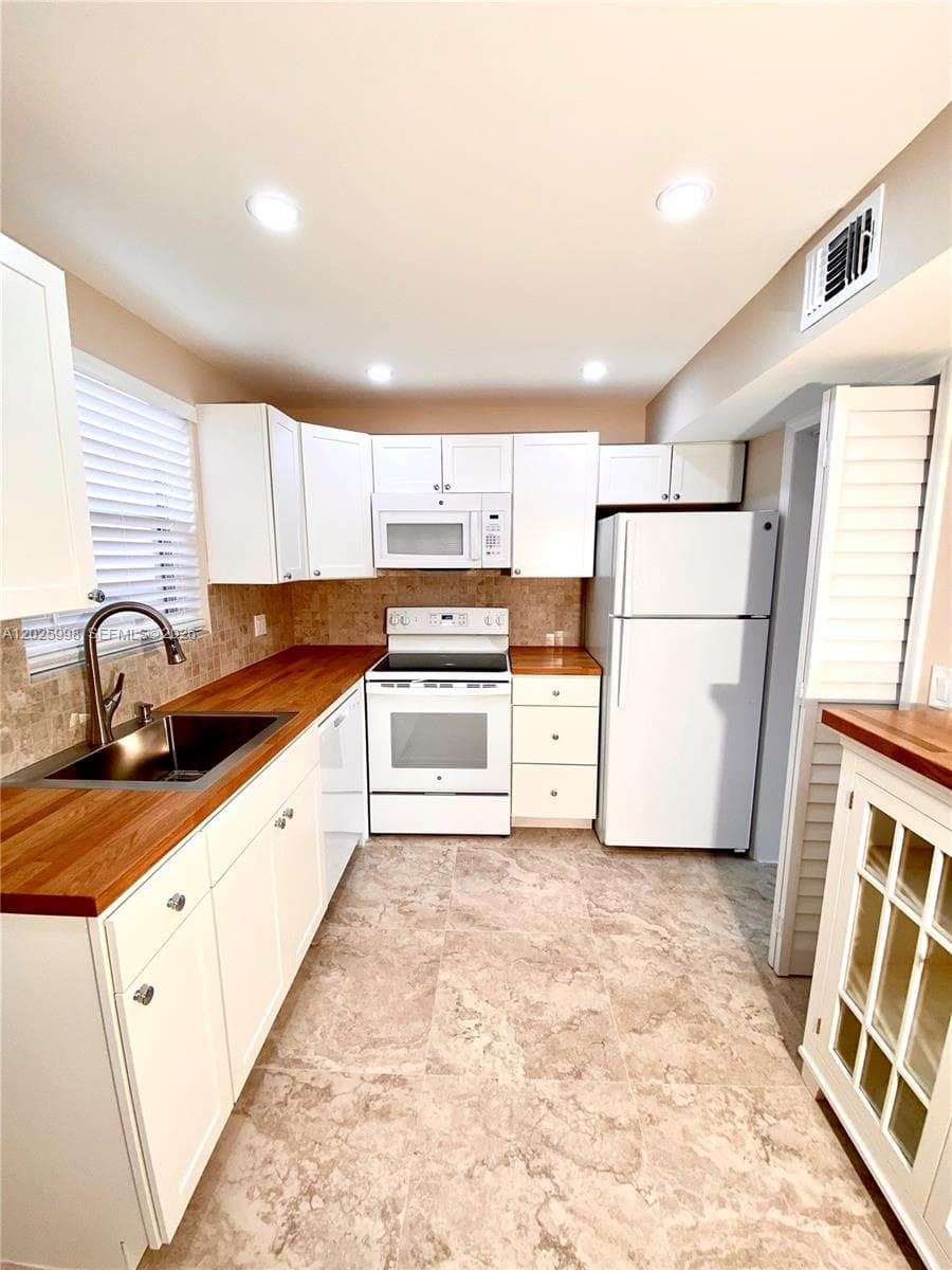 3926 Segovia St # 3926, Coral Gables FL 33134 — 13