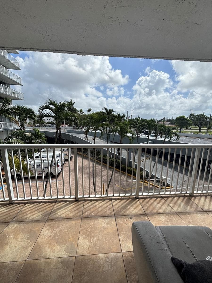 1800 NW 24th Ave # 314, Miami FL 33125 — 9