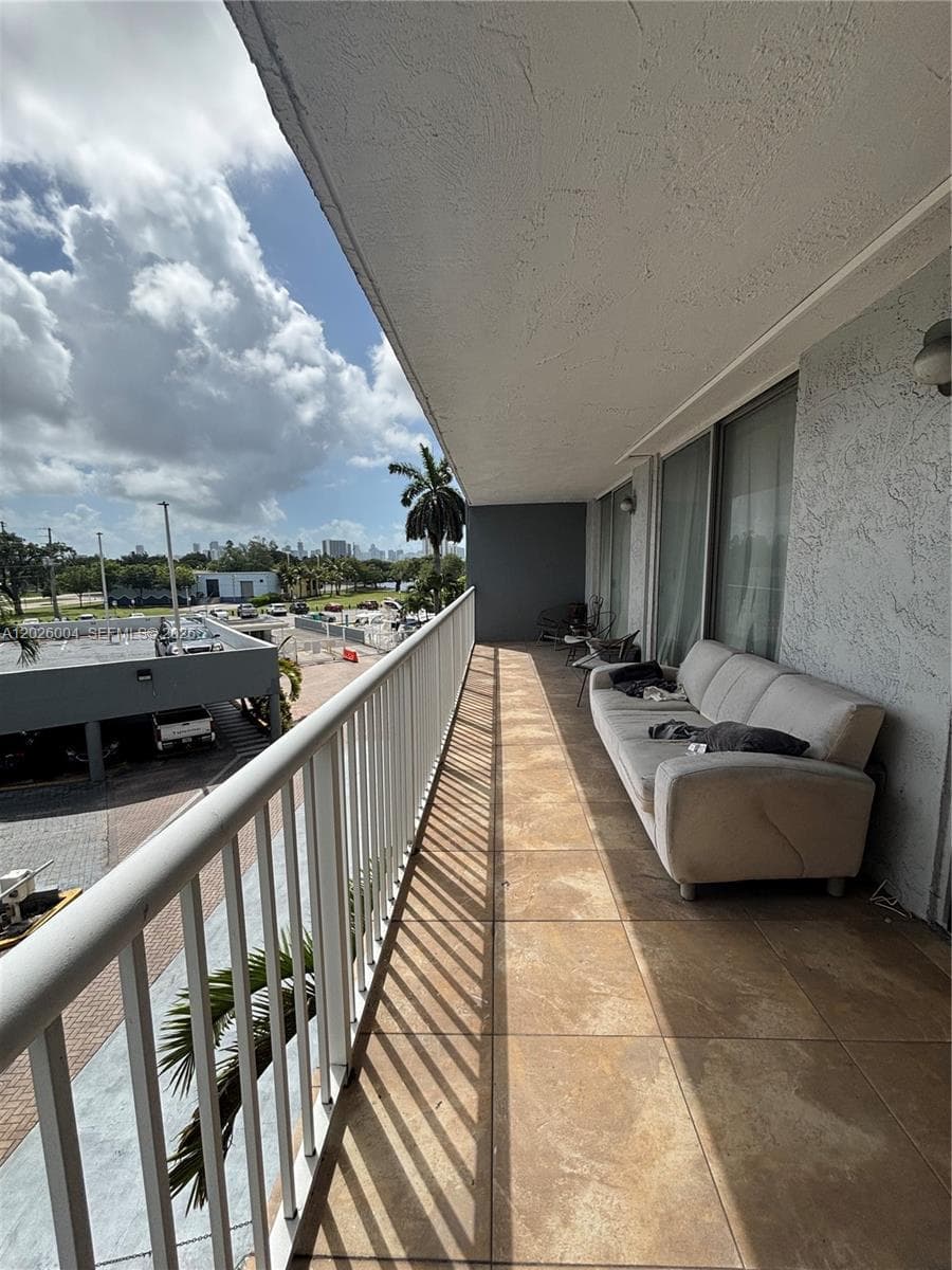 1800 NW 24th Ave # 314, Miami FL 33125 — 8