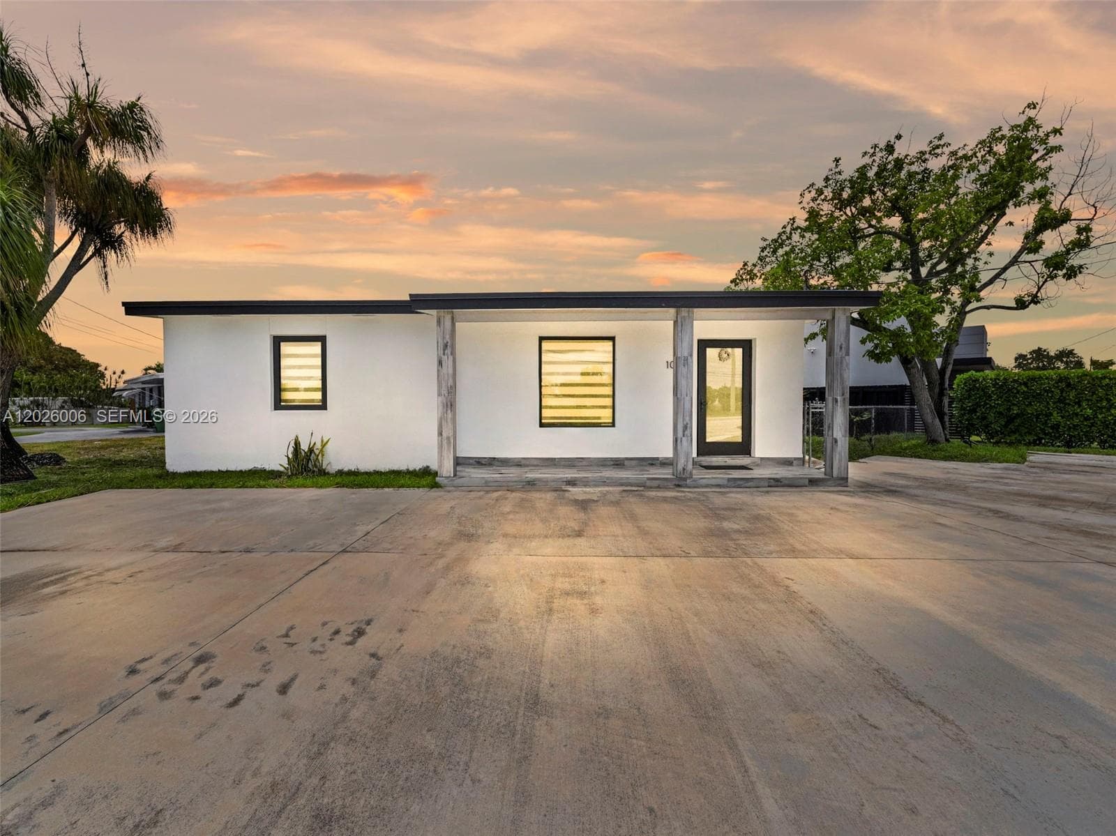 10700 SW 46th St, Miami FL 33165 — 1