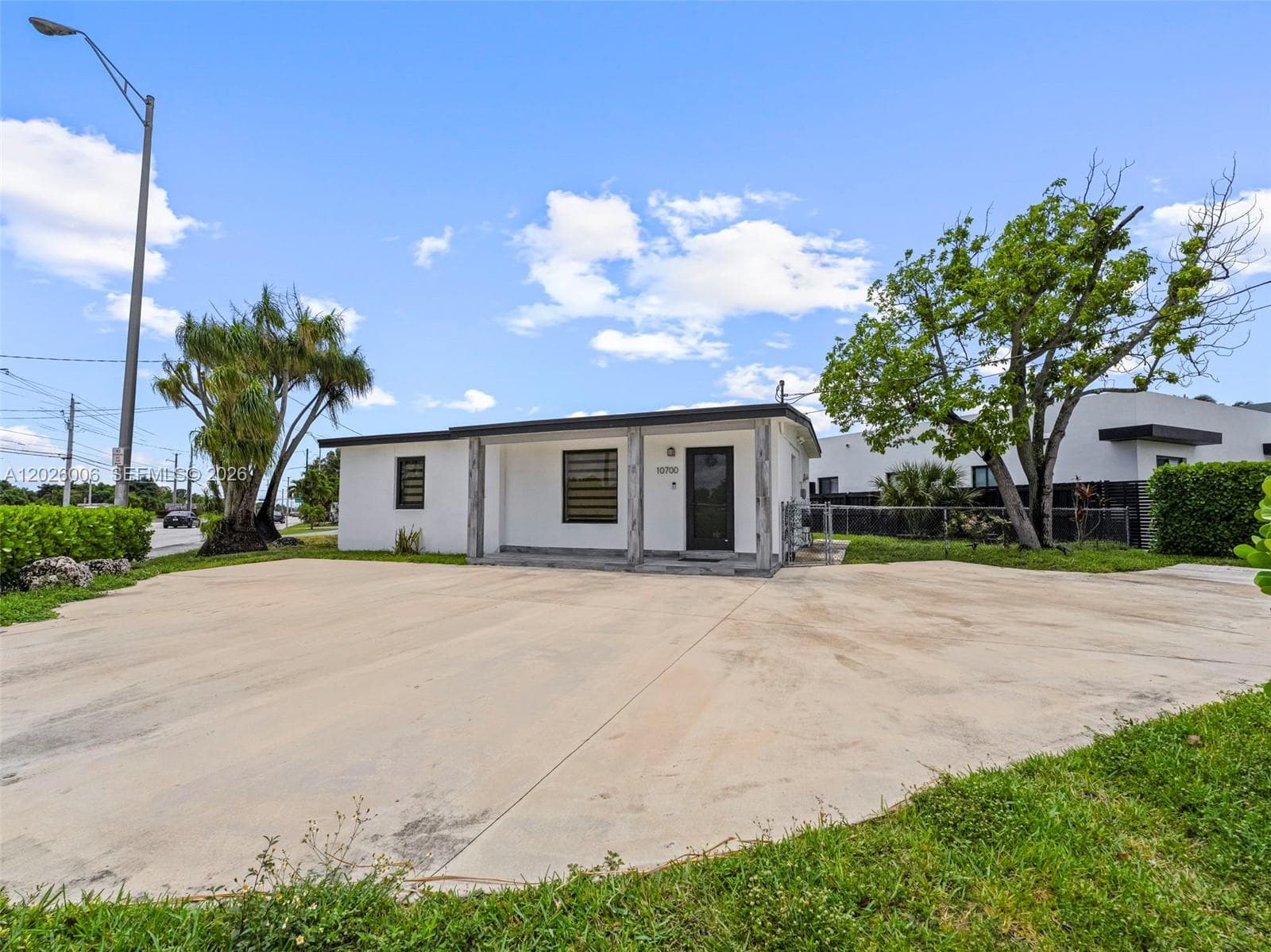 10700 SW 46th St, Miami FL 33165 — 18