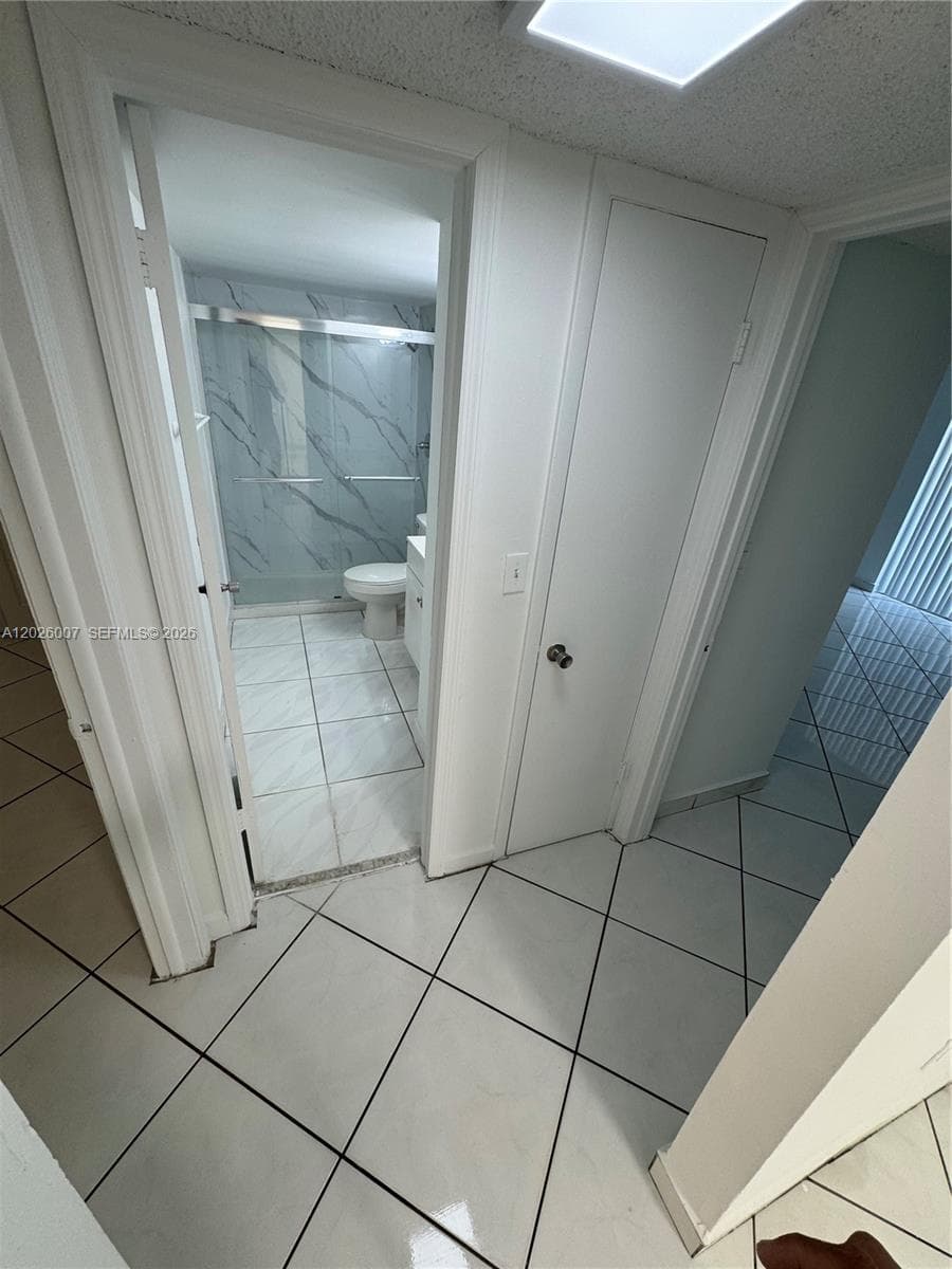 1555 W 44th Pl # 244, Hialeah FL 33012 — 3