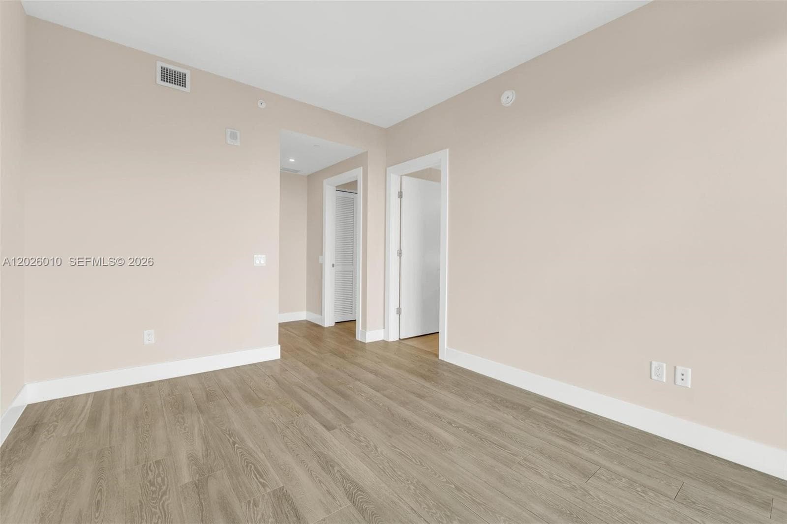 2960 NE 207th St # 1108, Aventura FL 33180 — 22