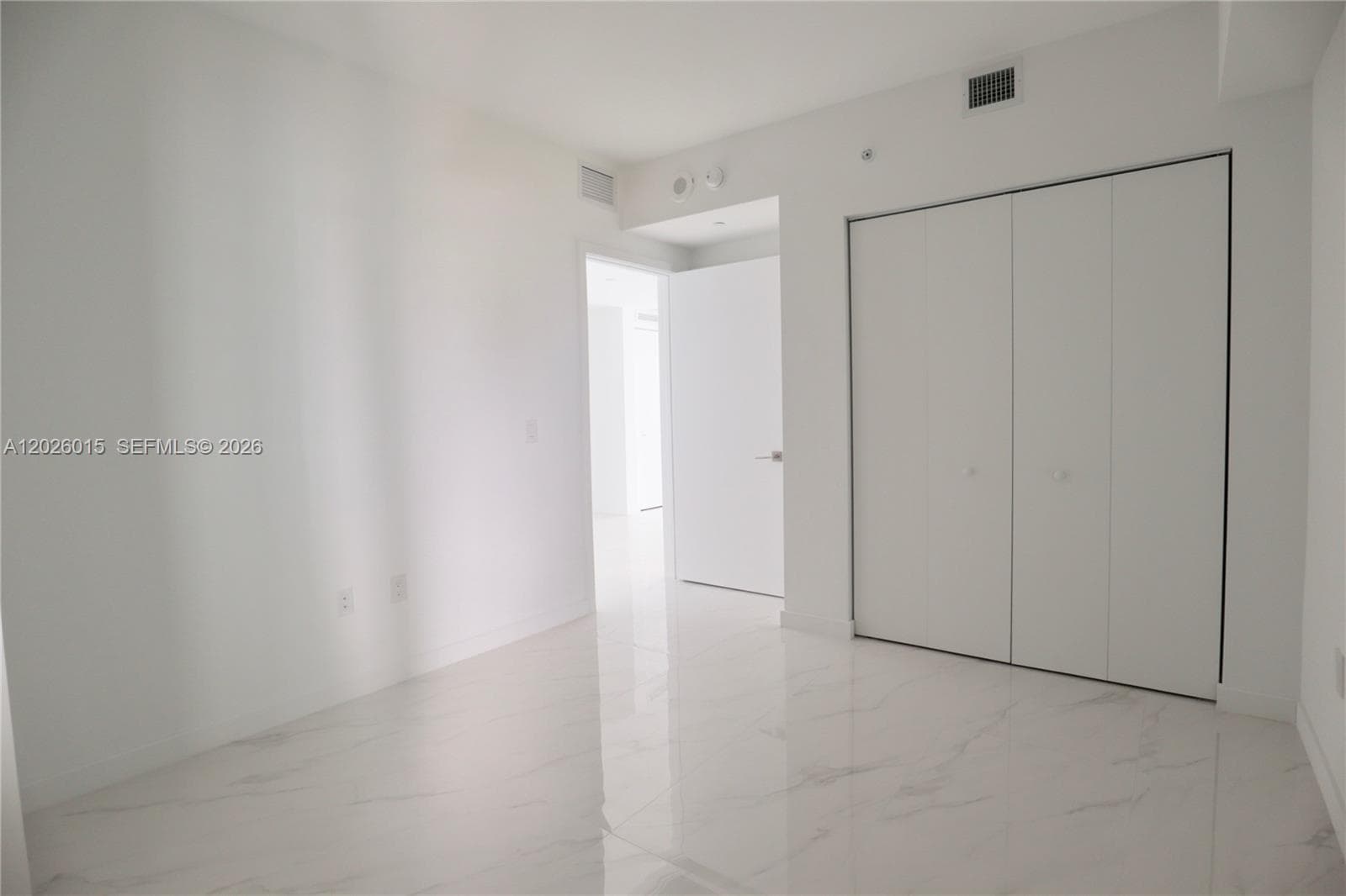 650 NE 32 # 1906, Miami FL 33137 — 27