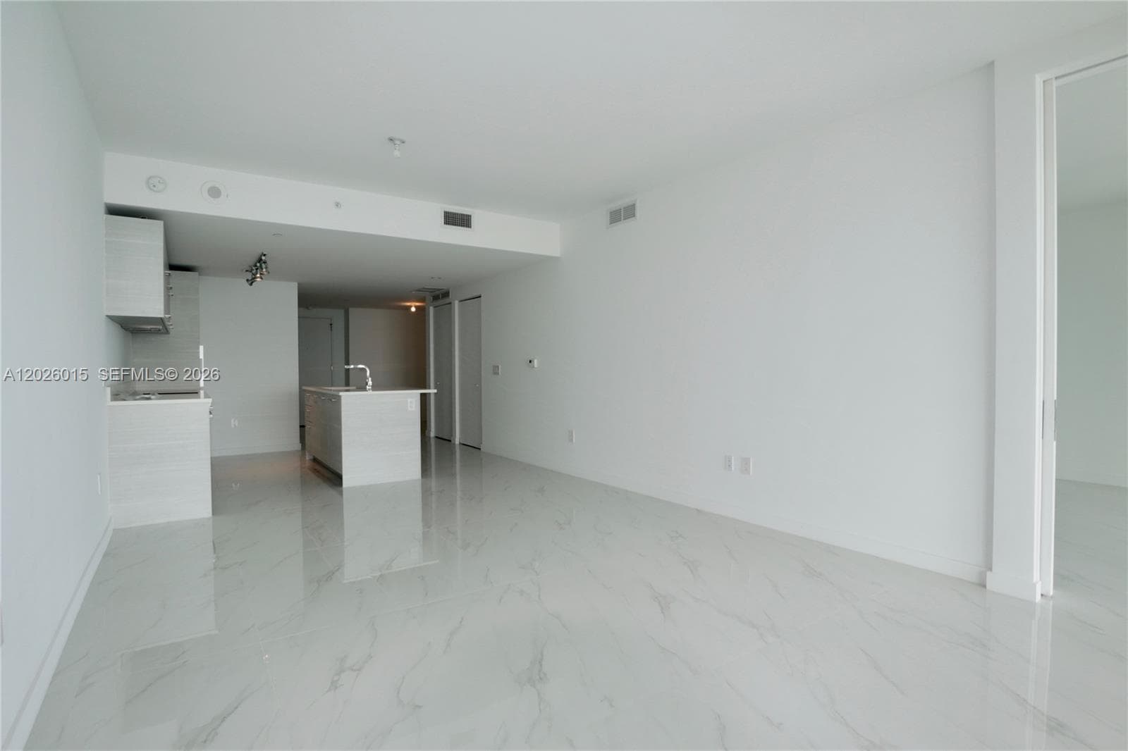 650 NE 32 # 1906, Miami FL 33137 — 17