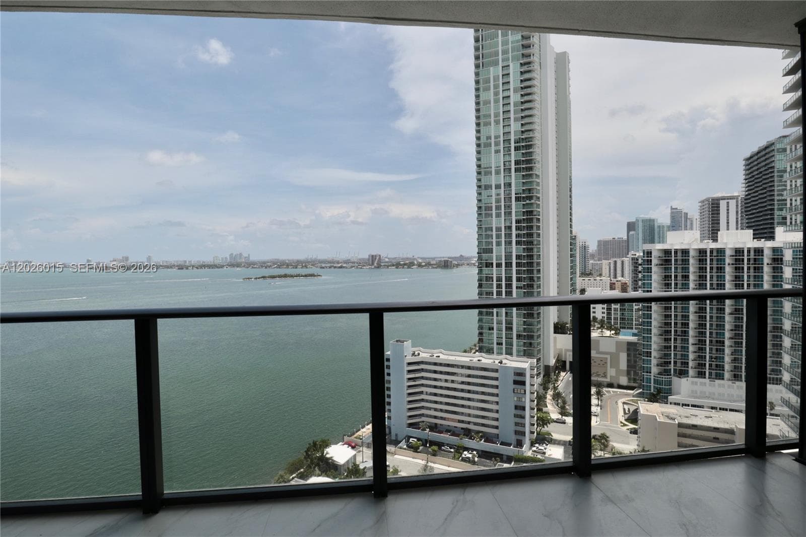 650 NE 32 # 1906, Miami FL 33137 — 3
