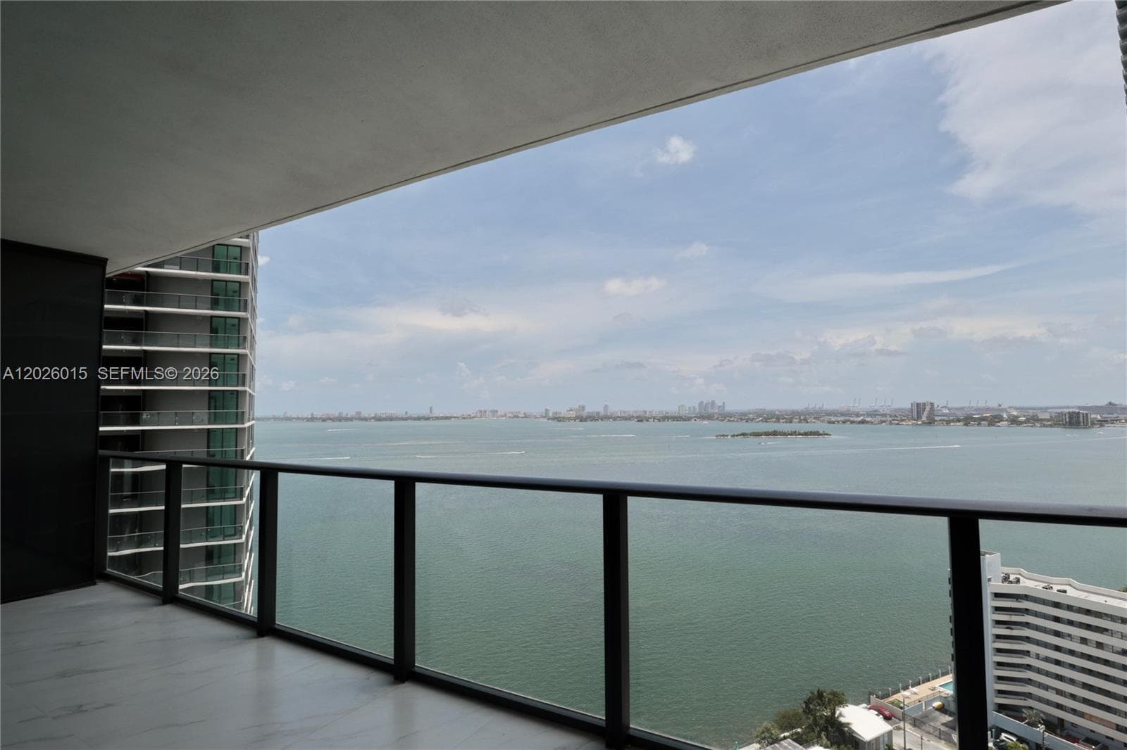 650 NE 32 # 1906, Miami FL 33137 — 32