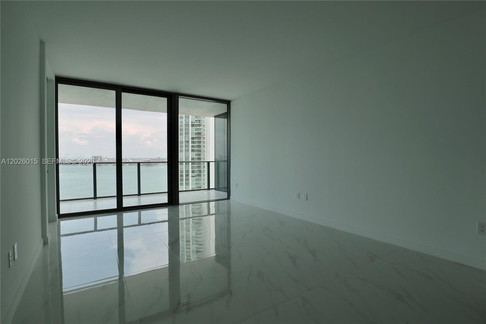 650 NE 32 # 1906, Miami FL 33137 — 14
