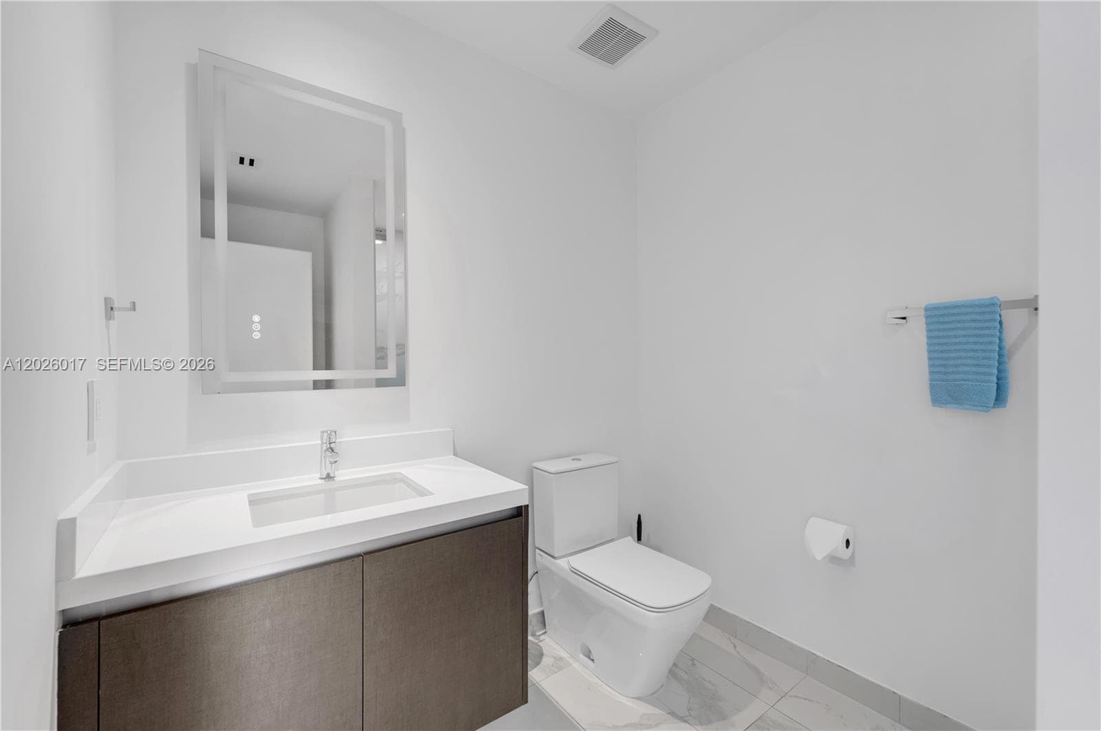 851 NE 1st Ave # 4201, Miami FL 33132 — 23