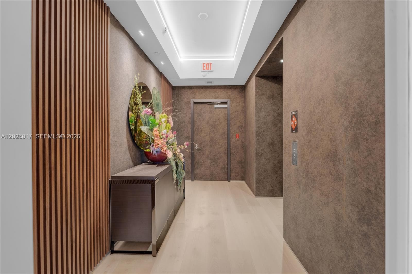 851 NE 1st Ave # 4201, Miami FL 33132 — 6