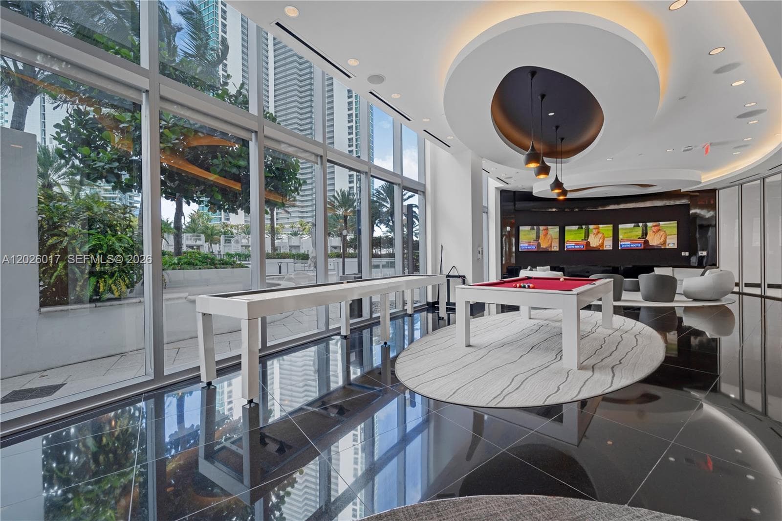 851 NE 1st Ave # 4201, Miami FL 33132 — 105