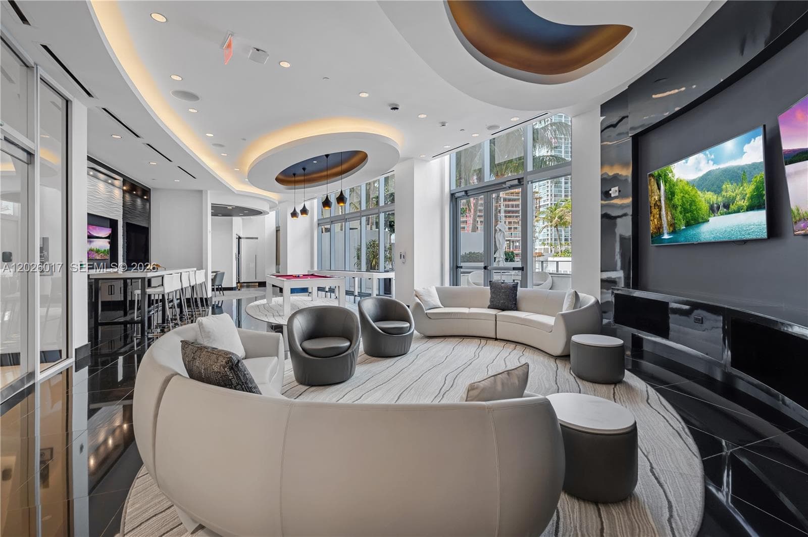 851 NE 1st Ave # 4201, Miami FL 33132 — 101