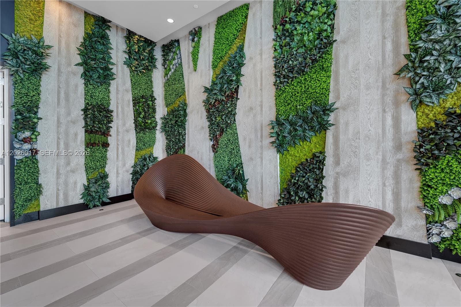 851 NE 1st Ave # 4201, Miami FL 33132 — 98