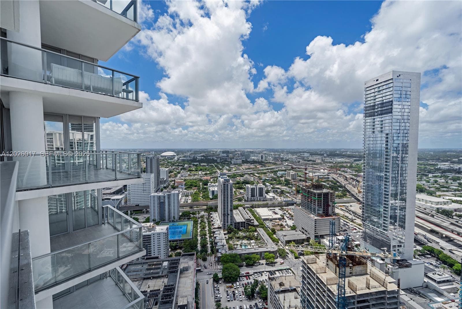 851 NE 1st Ave # 4201, Miami FL 33132 — 67