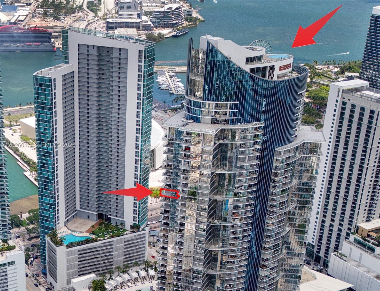 851 NE 1st Ave # 4201, Miami FL 33132 — 133