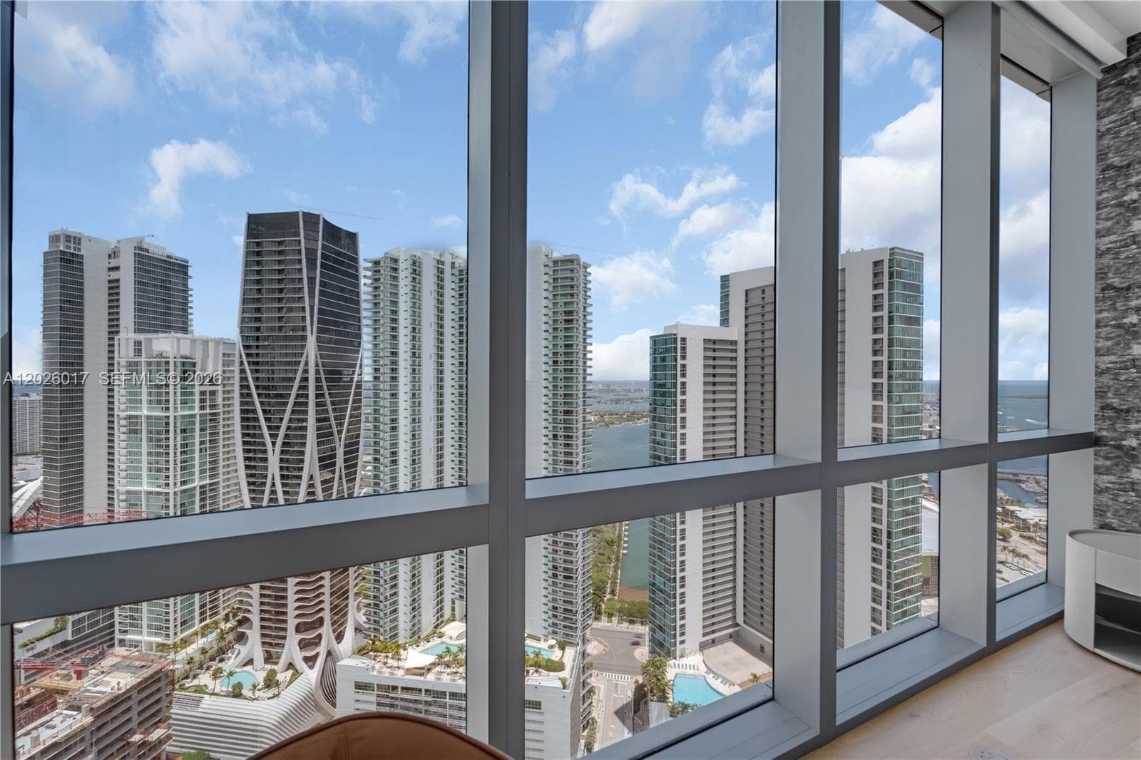 851 NE 1st Ave # 4201, Miami FL 33132 — 69