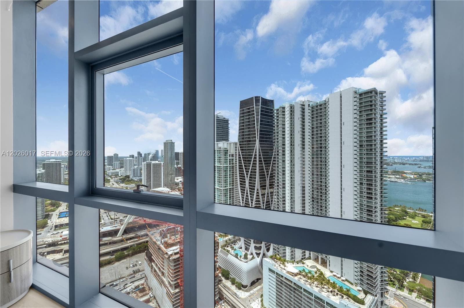 851 NE 1st Ave # 4201, Miami FL 33132 — 18