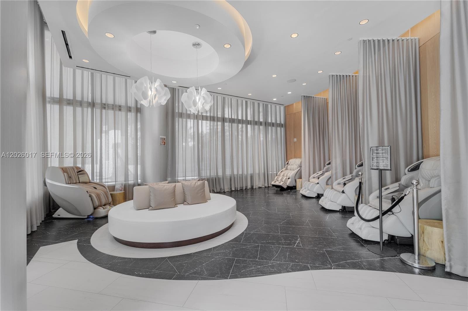 851 NE 1st Ave # 4201, Miami FL 33132 — 107