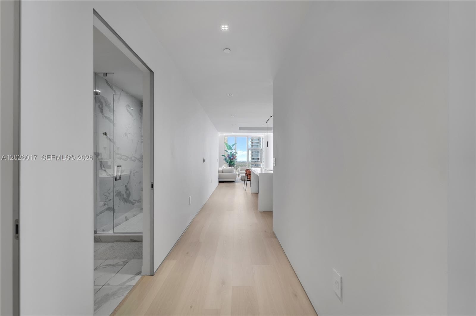 851 NE 1st Ave # 4201, Miami FL 33132 — 37