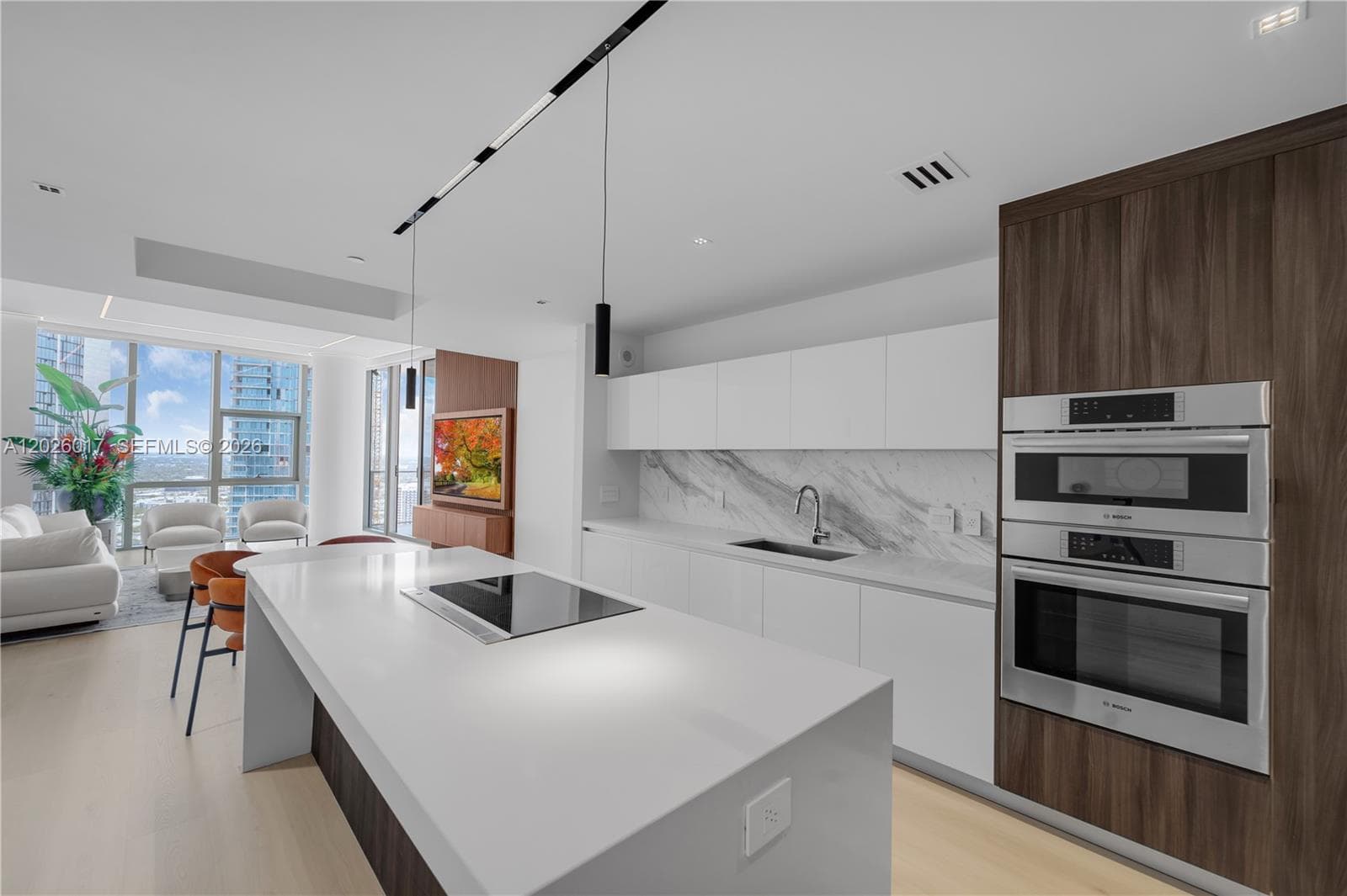 851 NE 1st Ave # 4201, Miami FL 33132 — 48