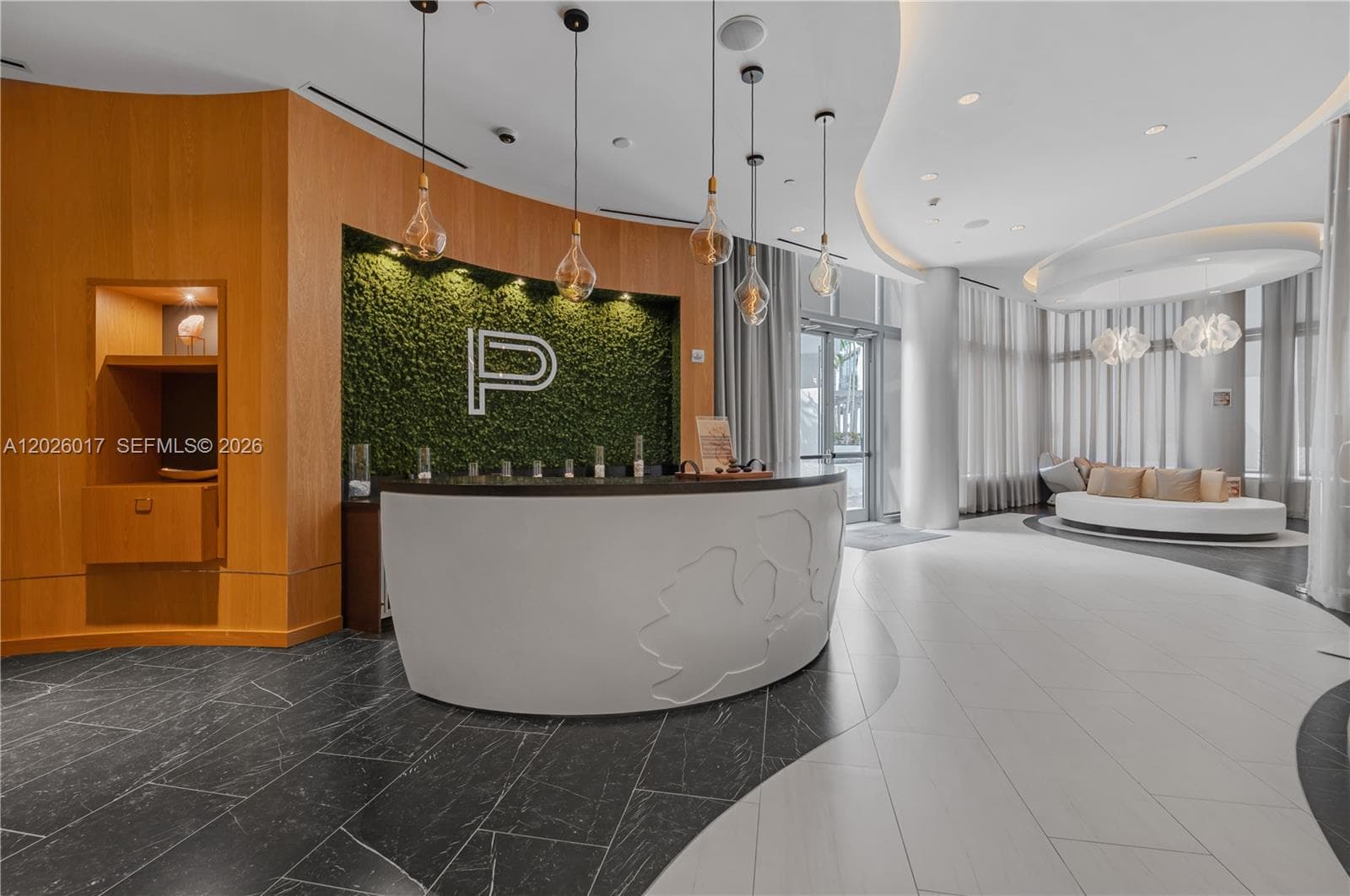 851 NE 1st Ave # 4201, Miami FL 33132 — 112
