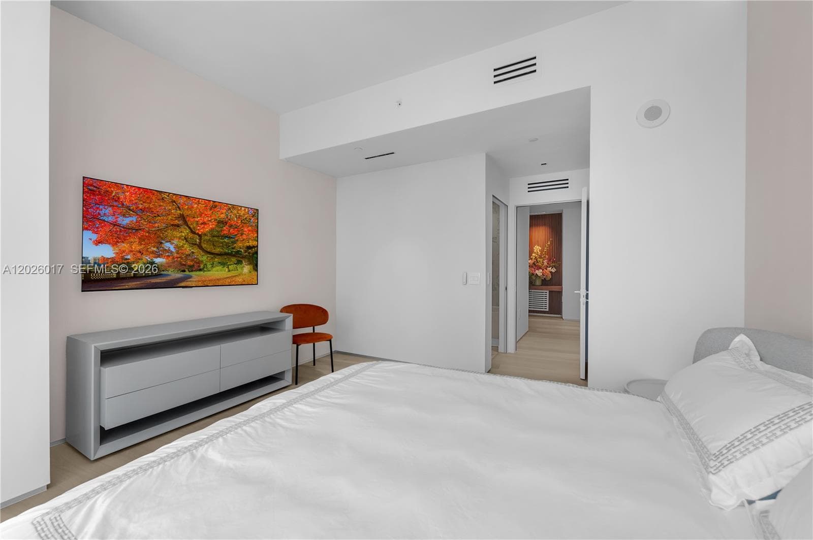 851 NE 1st Ave # 4201, Miami FL 33132 — 19
