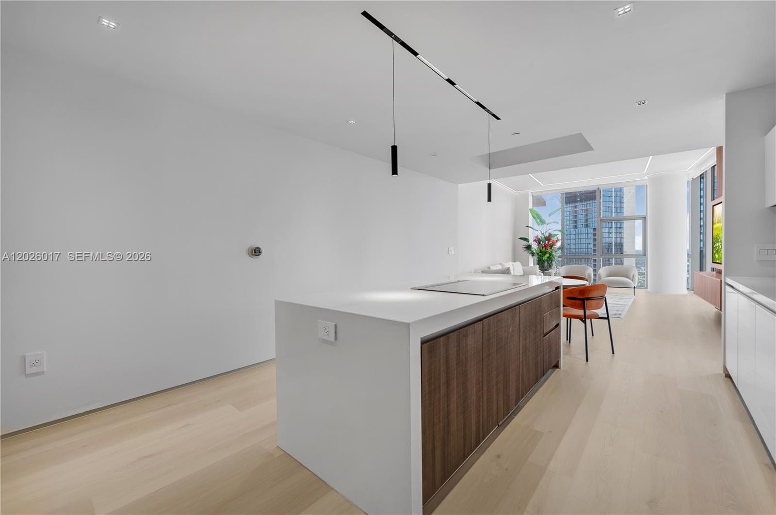 851 NE 1st Ave # 4201, Miami FL 33132 — 44