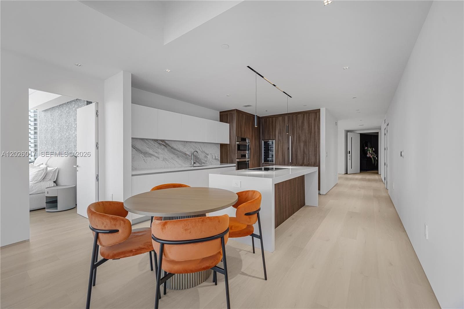 851 NE 1st Ave # 4201, Miami FL 33132 — 39