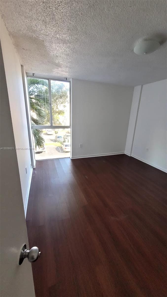 6995 NW 186th St # E301, Hialeah FL 33015 — 7