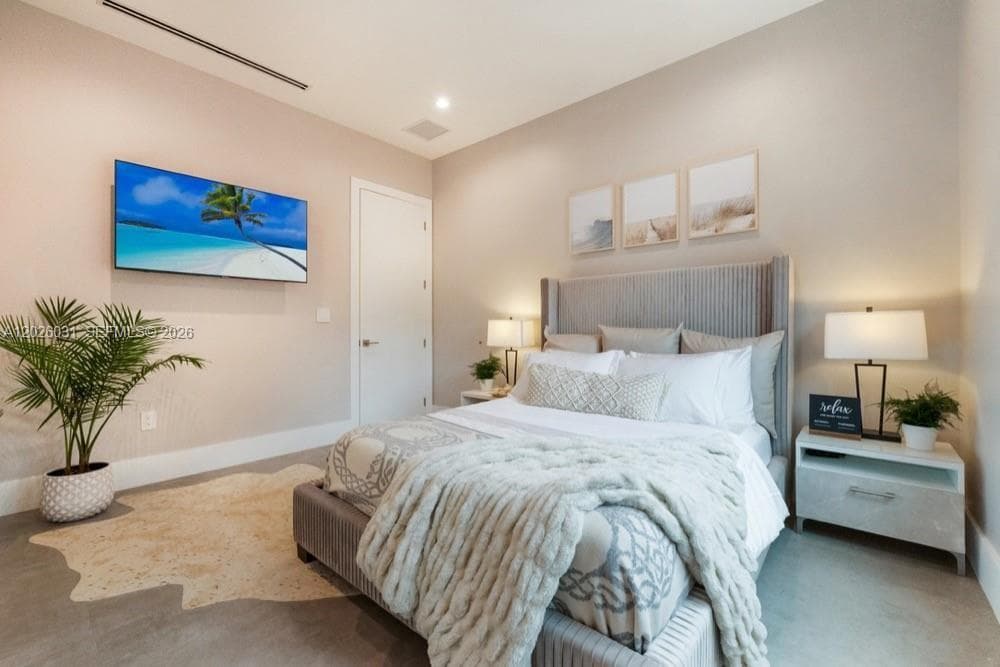3379 William Ave, Miami FL 33133 — 28