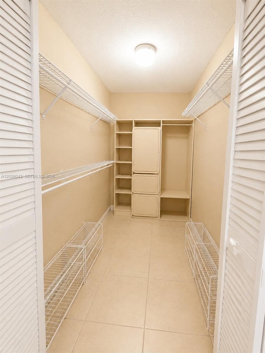 5551 E 4th Ave, Hialeah FL 33013 — 9