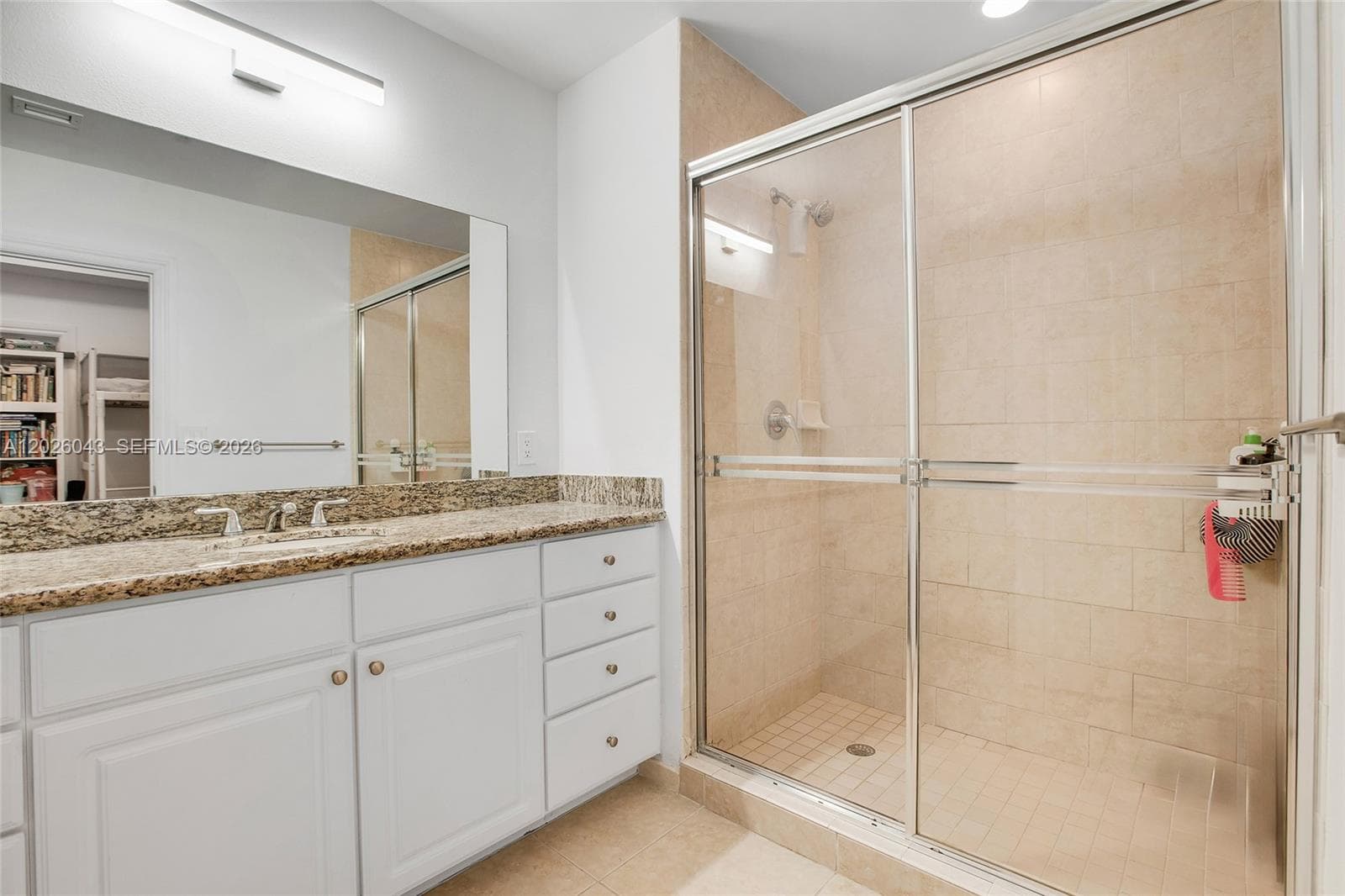 3001 NE 185th St # 610, Aventura FL 33180 — 17
