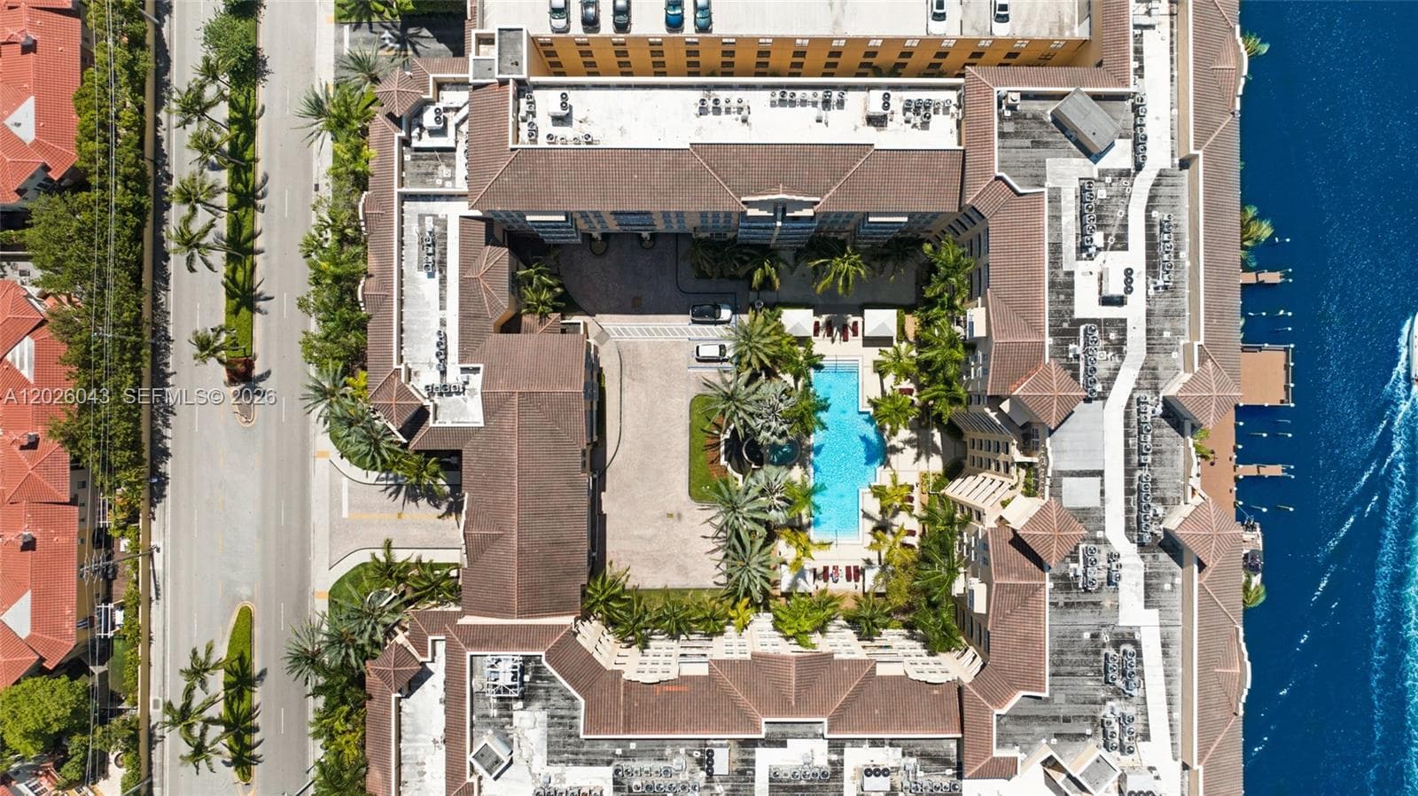 3001 NE 185th St # 610, Aventura FL 33180 — 22