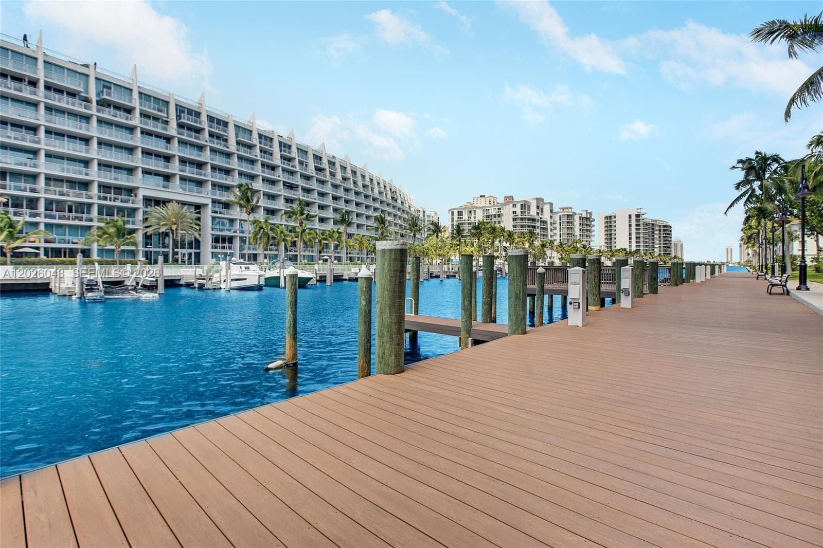 3001 NE 185th St # 610, Aventura FL 33180 — 1