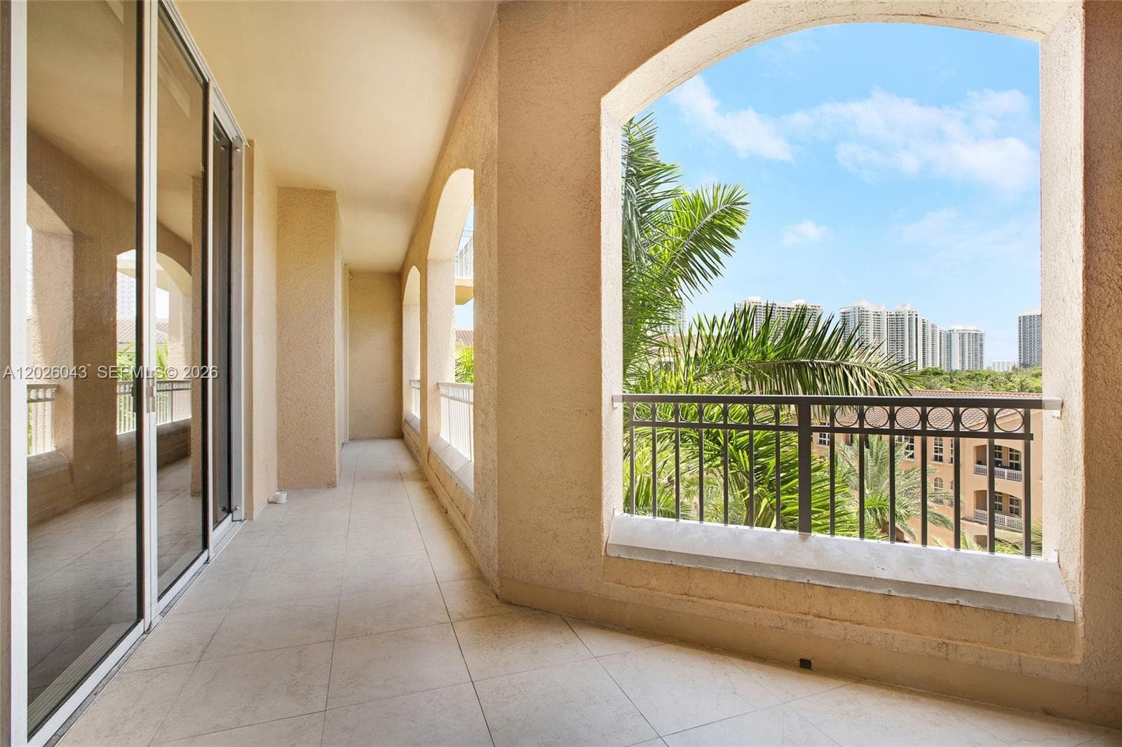 3001 NE 185th St # 610, Aventura FL 33180 — 9